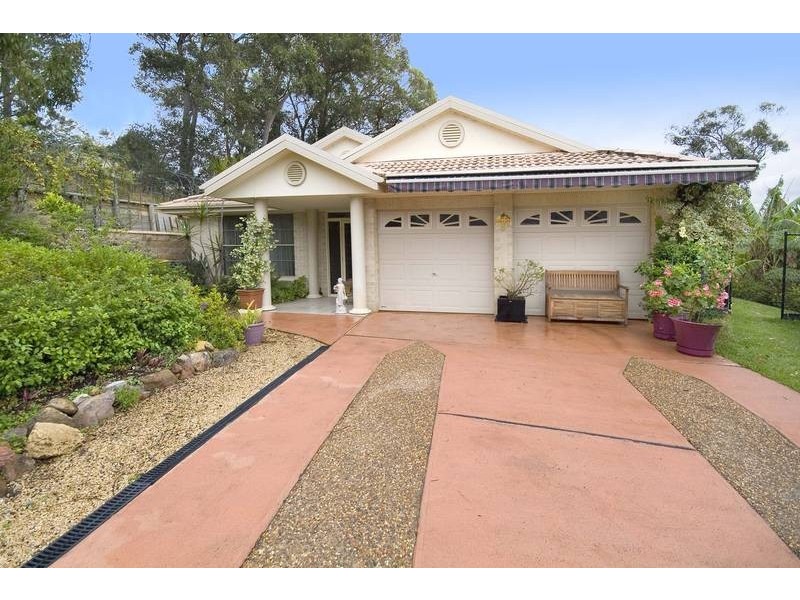 8 Claret Ash Close, Toronto NSW 2283