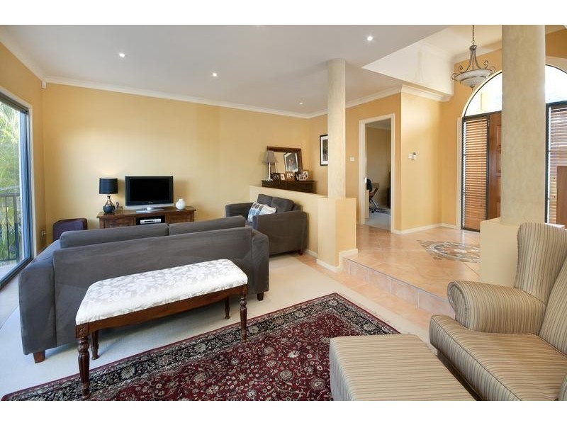 12a Macquarie Street, Bolton Point NSW 2283