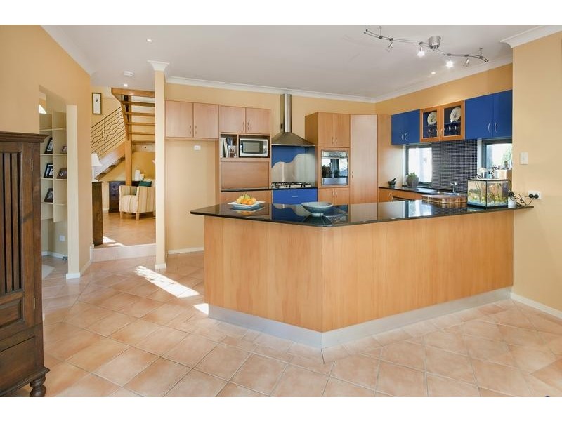 12a Macquarie Street, Bolton Point NSW 2283