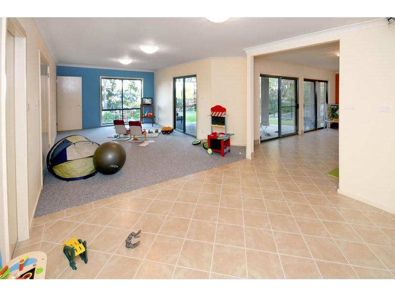 12a Macquarie Street, Bolton Point NSW 2283