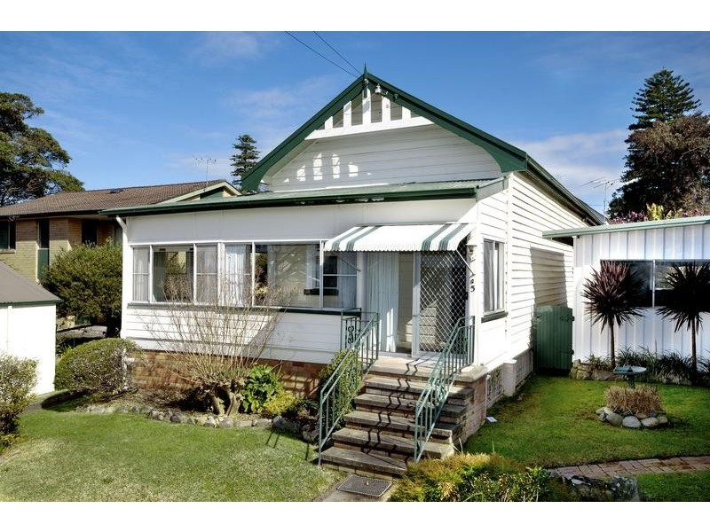 5 Moore Street, Toronto NSW 2283