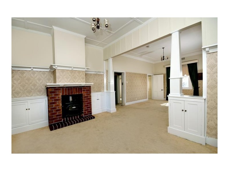 5 Moore Street, Toronto NSW 2283