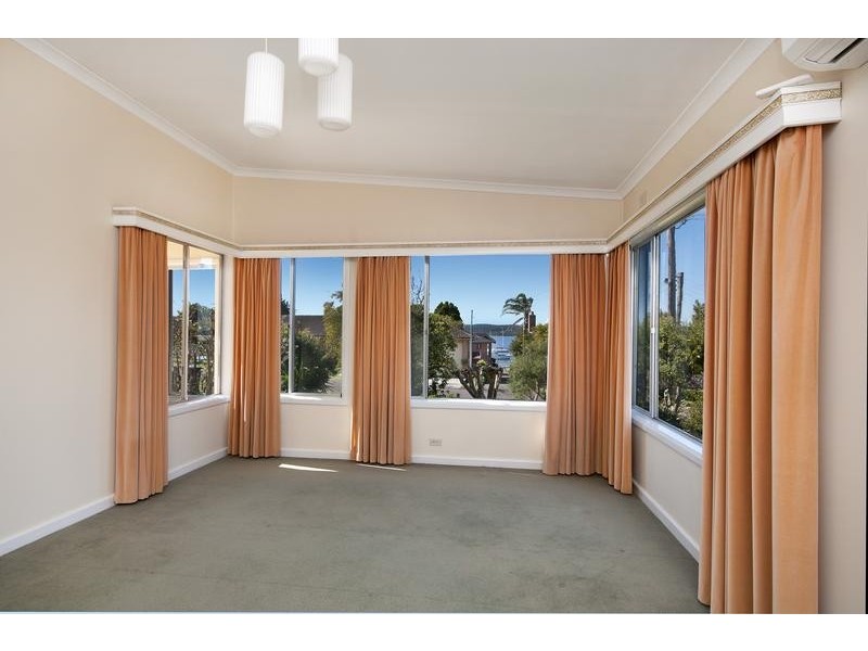 3 Moore Street, Toronto NSW 2283