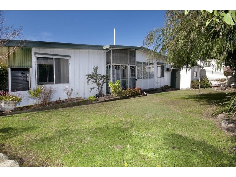 3 Moore Street, Toronto NSW 2283