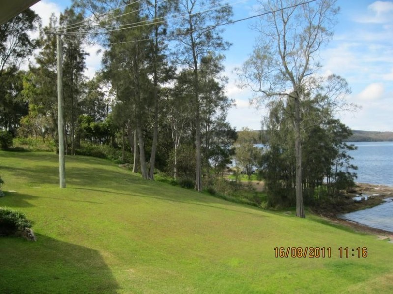 12 Macquarie Street, Bolton Point NSW 2283
