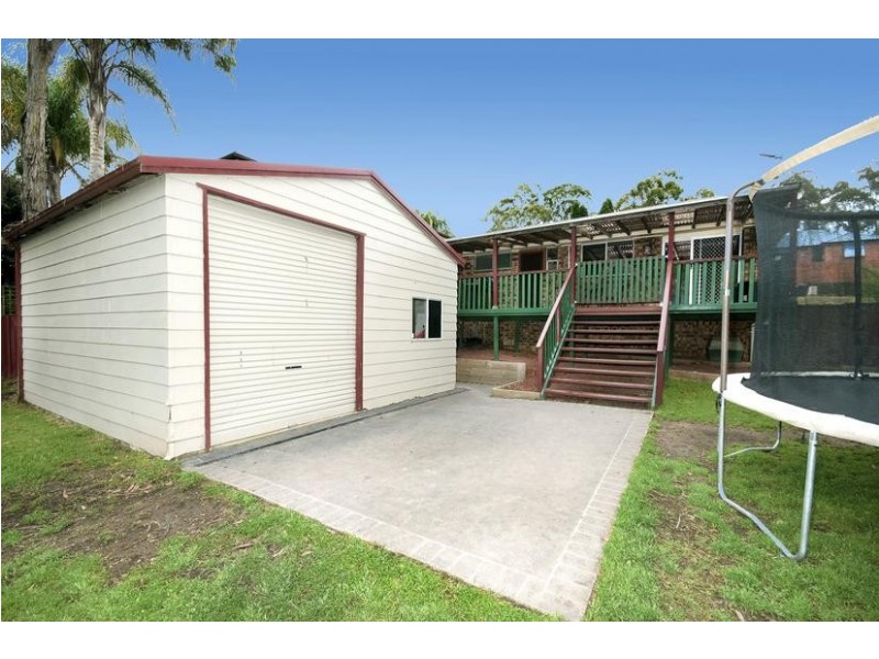 18 Fremantle Drive, Woodrising NSW 2284