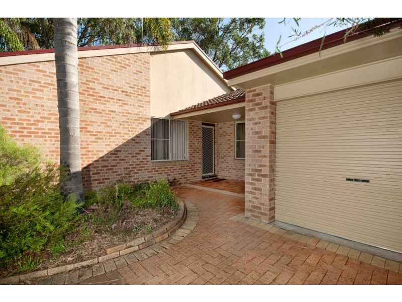 1 Oakhampton Court, Toronto NSW 2283