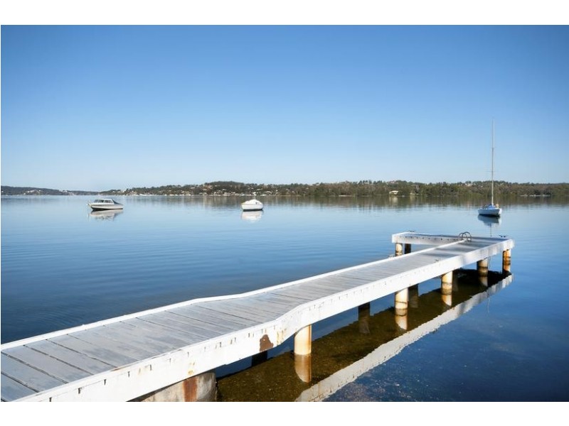 12 Alkira Street, Coal Point NSW 2283