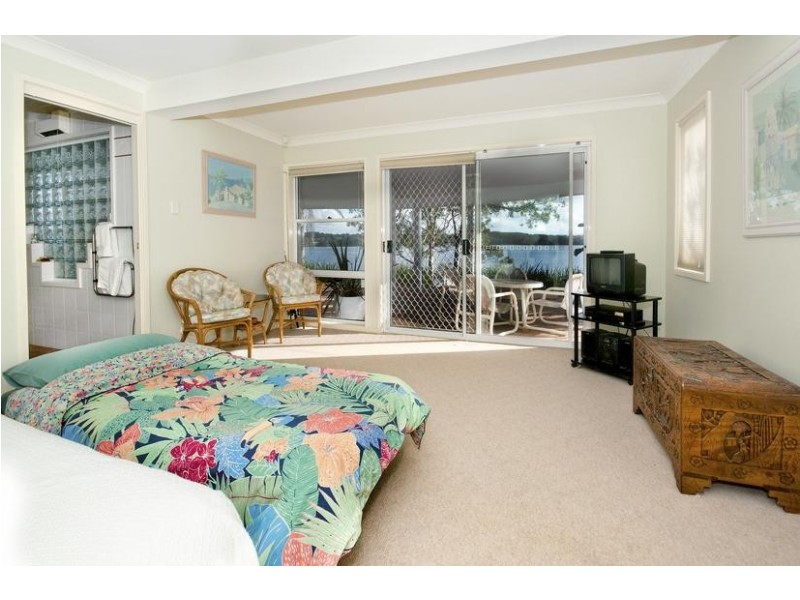 12 Alkira Street, Coal Point NSW 2283