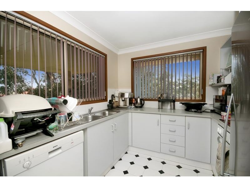 1/10 Balmoral Place, Fishing Point NSW 2283