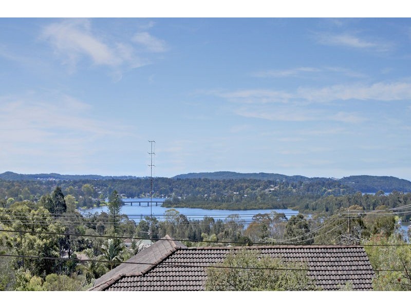 36 Ascot Parade, Blackalls Park NSW 2283