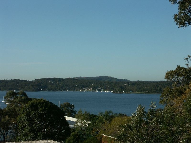 225 Excelsior Parade, Toronto NSW 2283