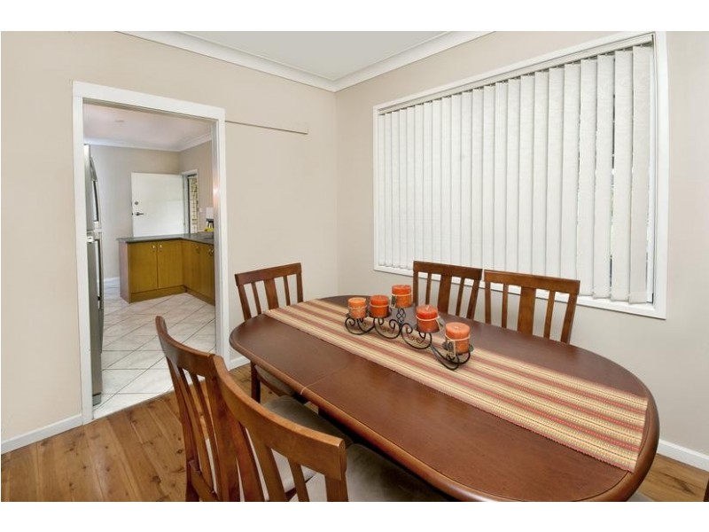 8 Goldsmith Avenue, Fennell Bay NSW 2283