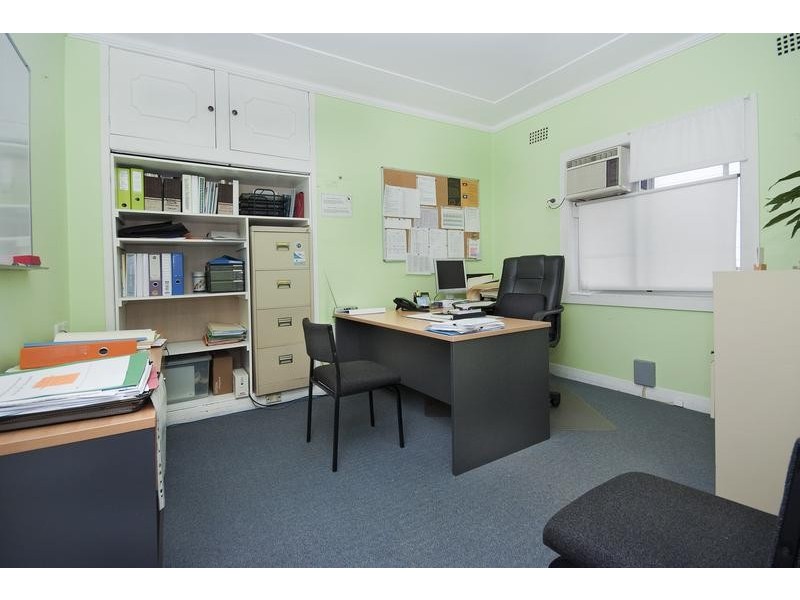 111 The Boulevarde, Toronto NSW 2283