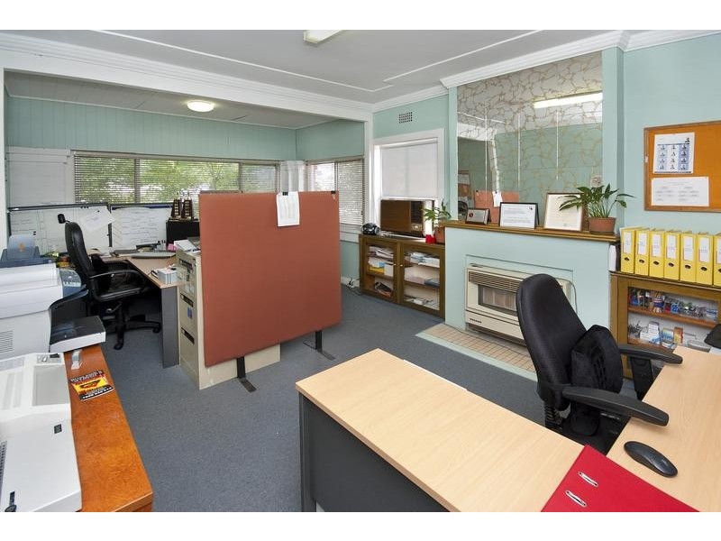 111 The Boulevarde, Toronto NSW 2283