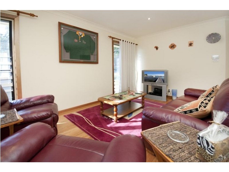 57 Coal Point Road, Coal Point NSW 2283