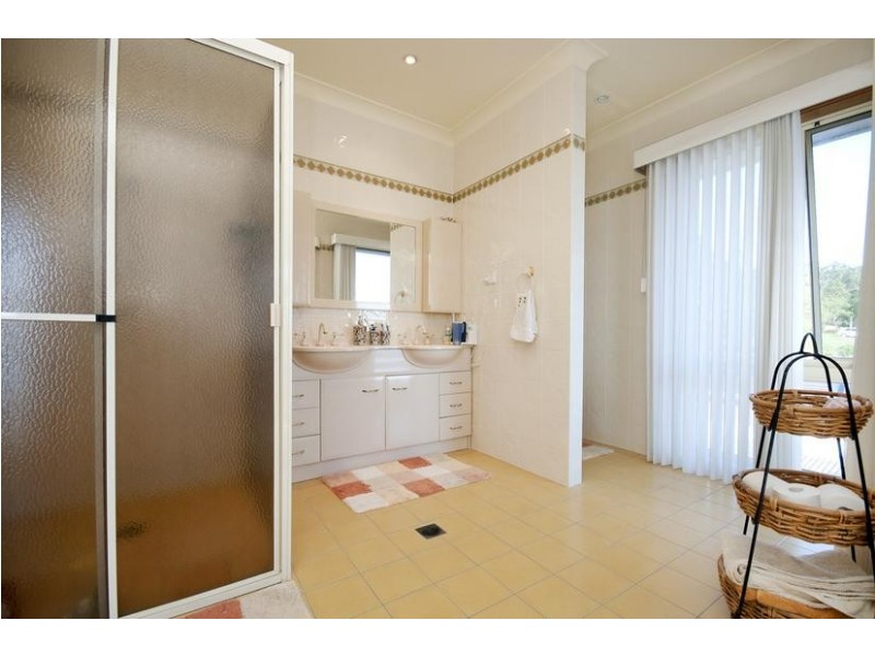 57 Coal Point Road, Coal Point NSW 2283