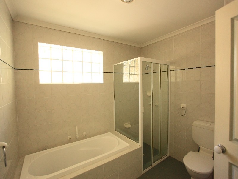 2/203A Excelsior Parade, Toronto NSW 2283