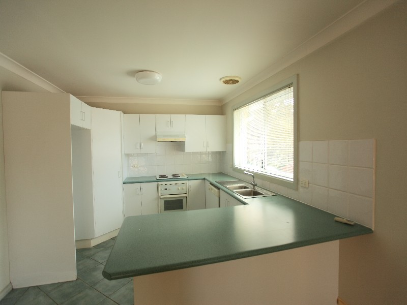 2/203A Excelsior Parade, Toronto NSW 2283