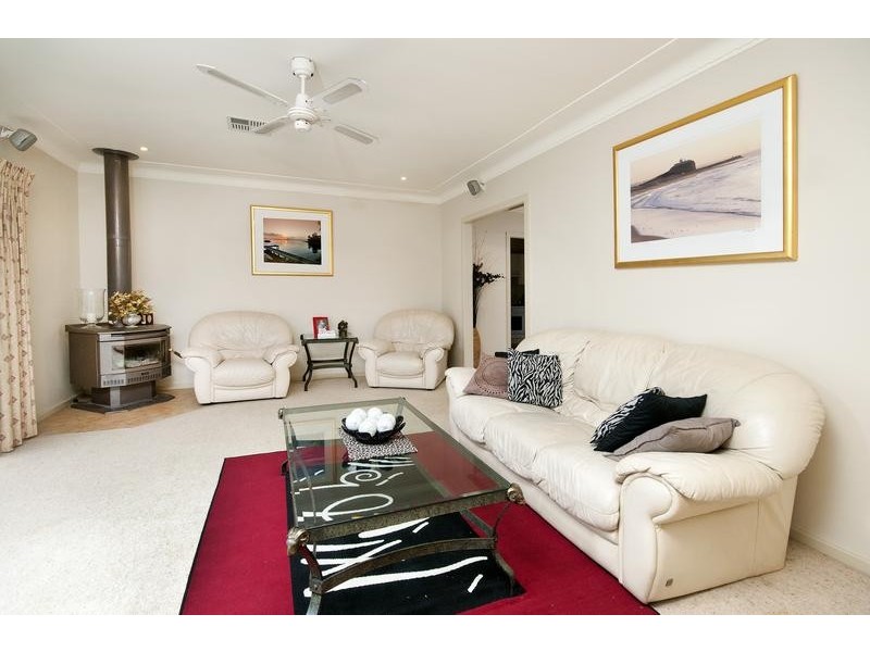 50 Excelsior Parade, Carey Bay NSW 2283