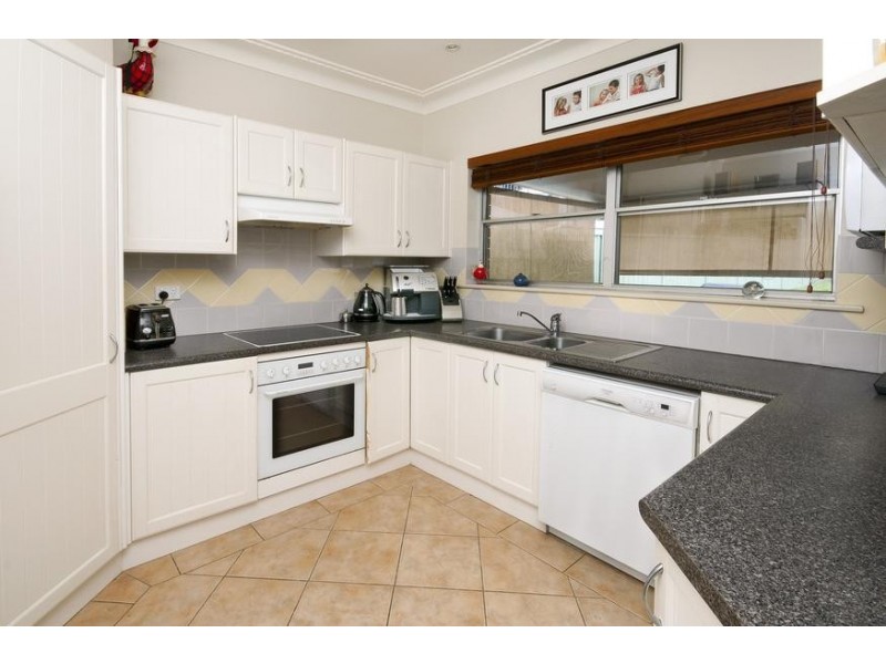 50 Excelsior Parade, Carey Bay NSW 2283