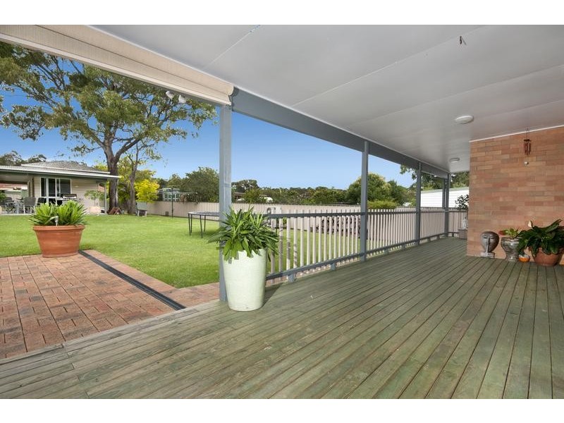 50 Excelsior Parade, Carey Bay NSW 2283