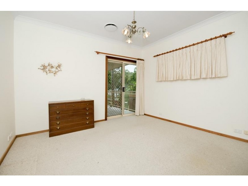 13 Amelia Street, Carey Bay NSW 2283