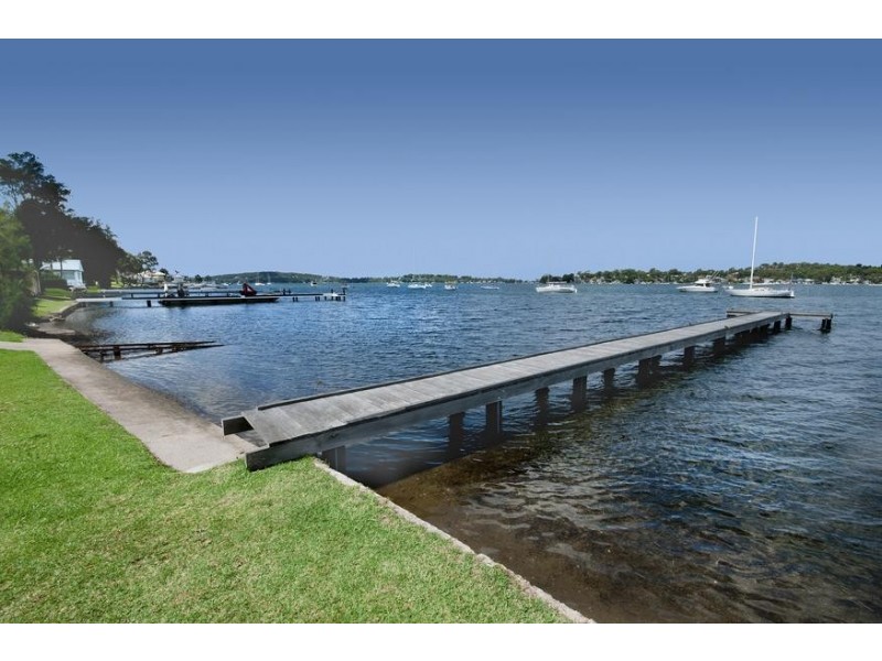 144 Sealand Road, Fishing Point NSW 2283
