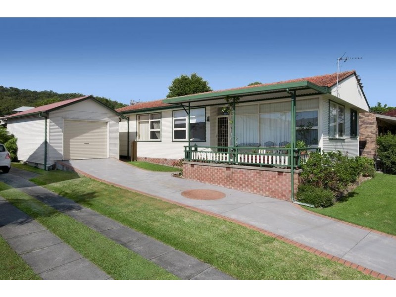 234 Awaba Road, Toronto NSW 2283