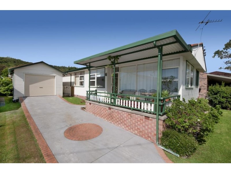 234 Awaba Road, Toronto NSW 2283