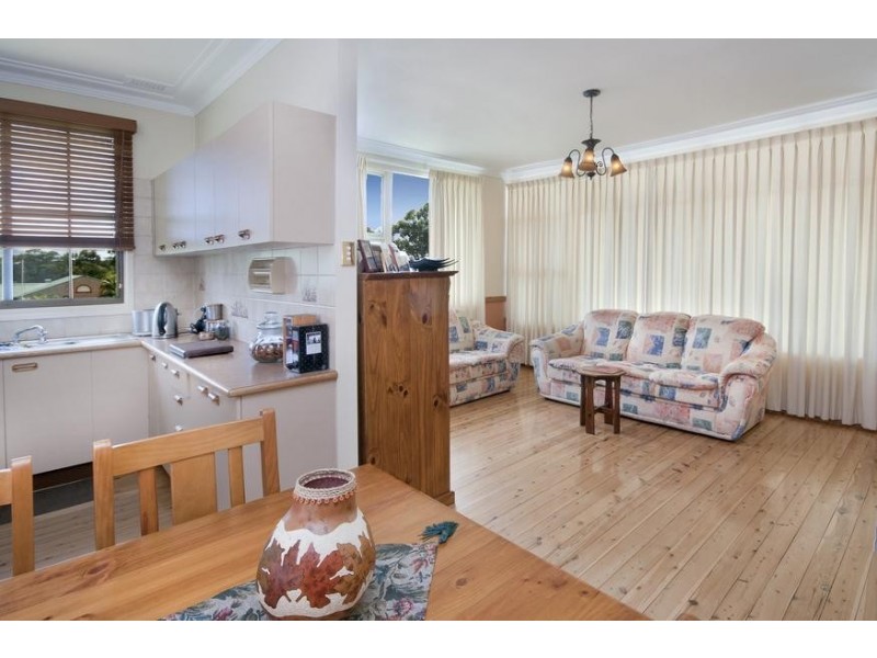 234 Awaba Road, Toronto NSW 2283