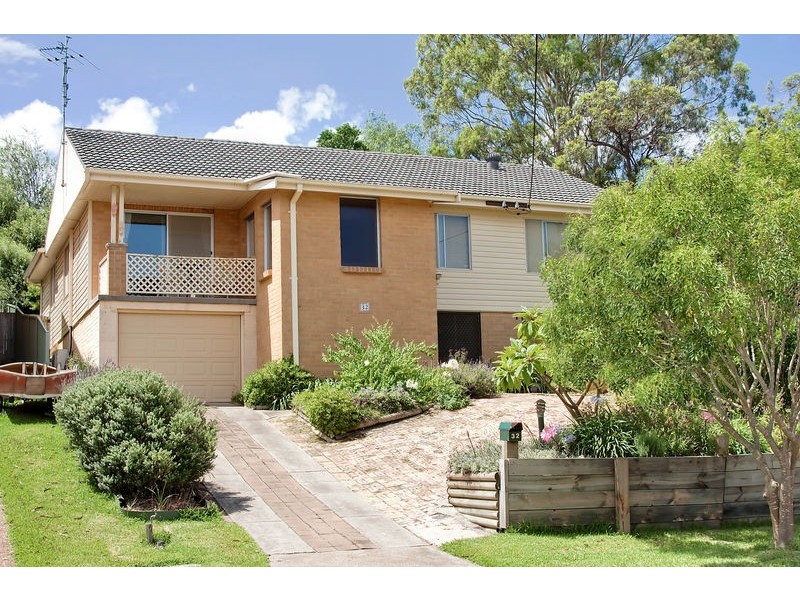 32 Roy Avenue, Bolton Point NSW 2283