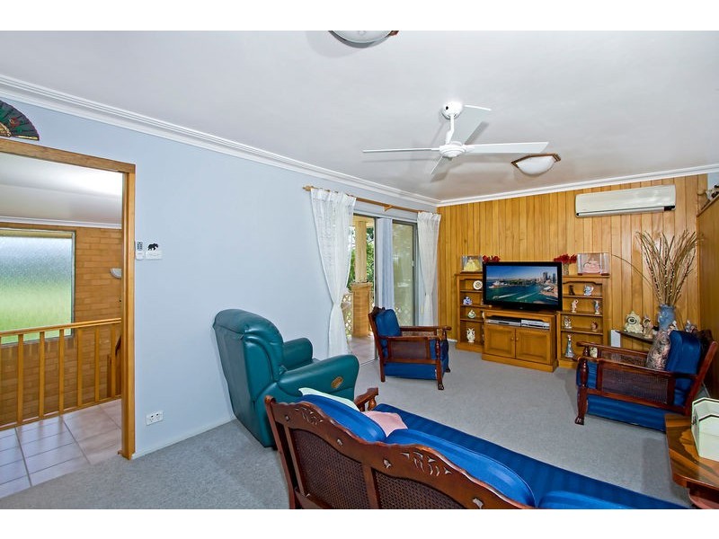 32 Roy Avenue, Bolton Point NSW 2283