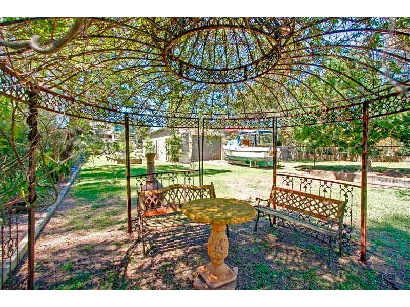 29 Brougham Avenue, Fennell Bay NSW 2283