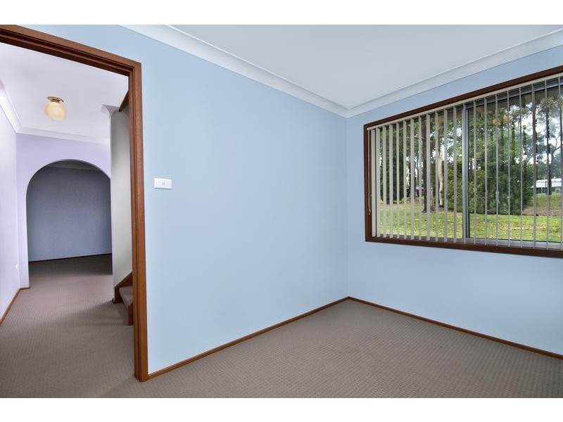 42 Fassifern Road, Fassifern NSW 2283