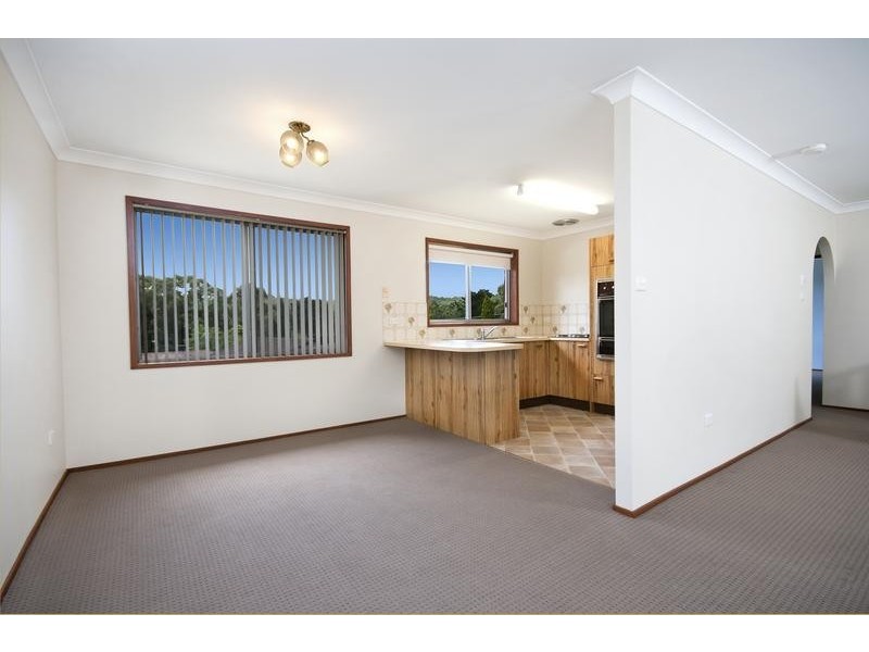42 Fassifern Road, Fassifern NSW 2283