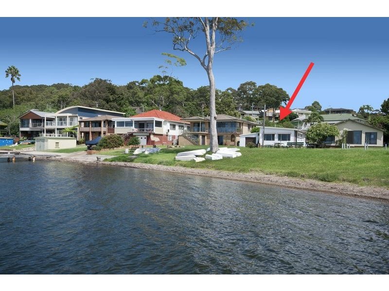 12 Beale Street, Coal Point NSW 2283