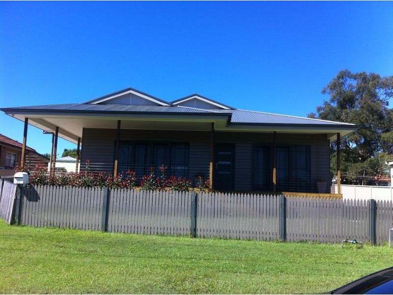 20 Fourth Street, Booragul NSW 2284