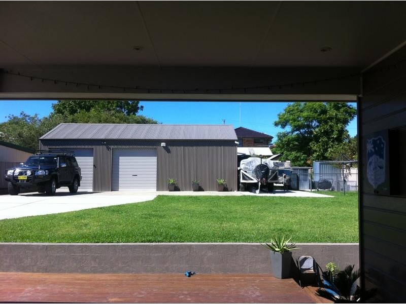 20 Fourth Street, Booragul NSW 2284