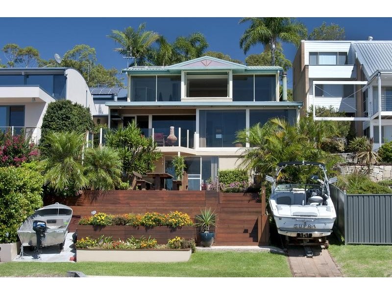 322 Skye Point Road, Coal Point NSW 2283