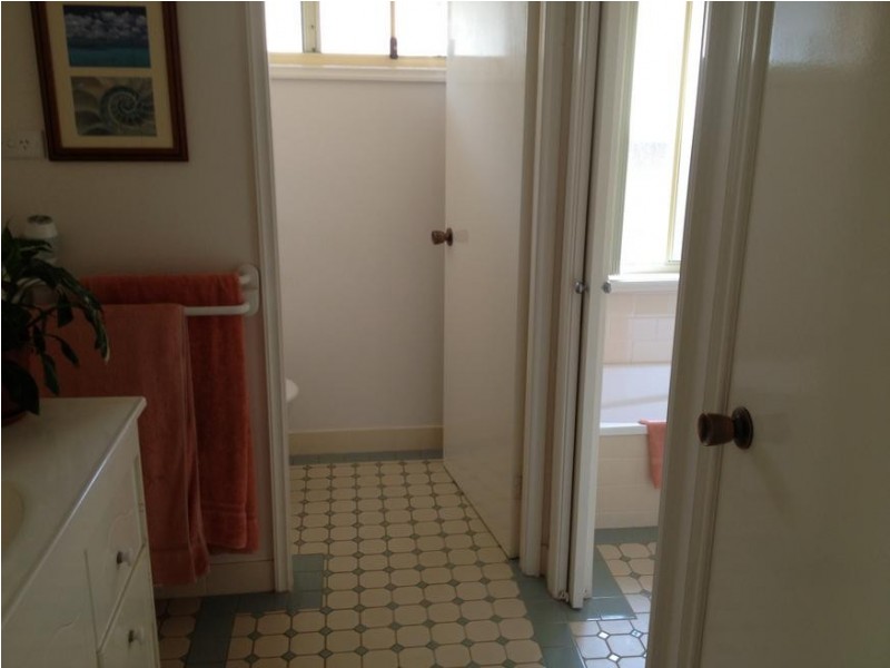 2/15 Hampton Street, Toronto NSW 2283