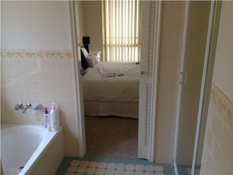 2/15 Hampton Street, Toronto NSW 2283