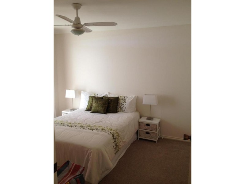 2/15 Hampton Street, Toronto NSW 2283