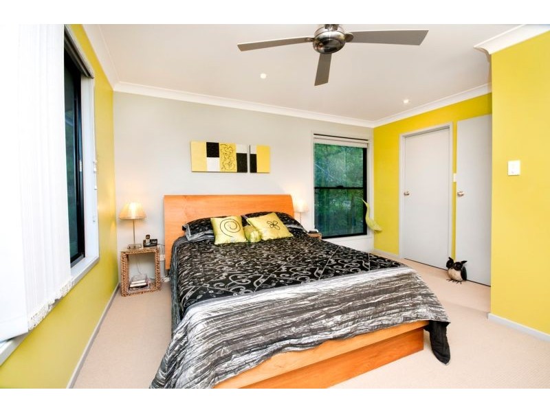 10 Lorron Close, Coal Point NSW 2283