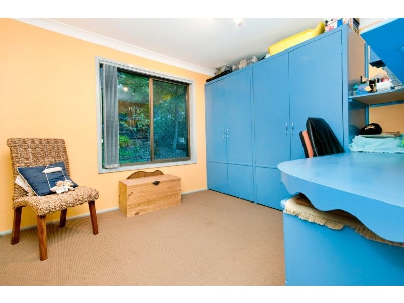 10 Lorron Close, Coal Point NSW 2283