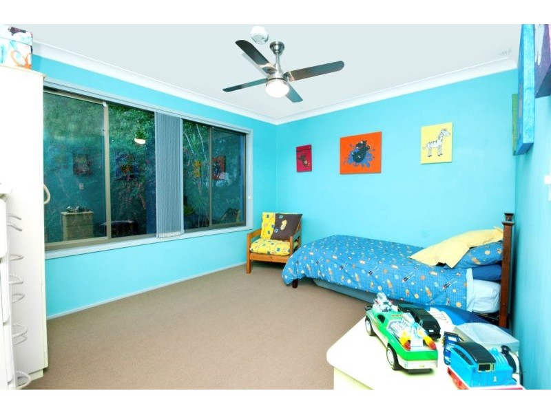10 Lorron Close, Coal Point NSW 2283