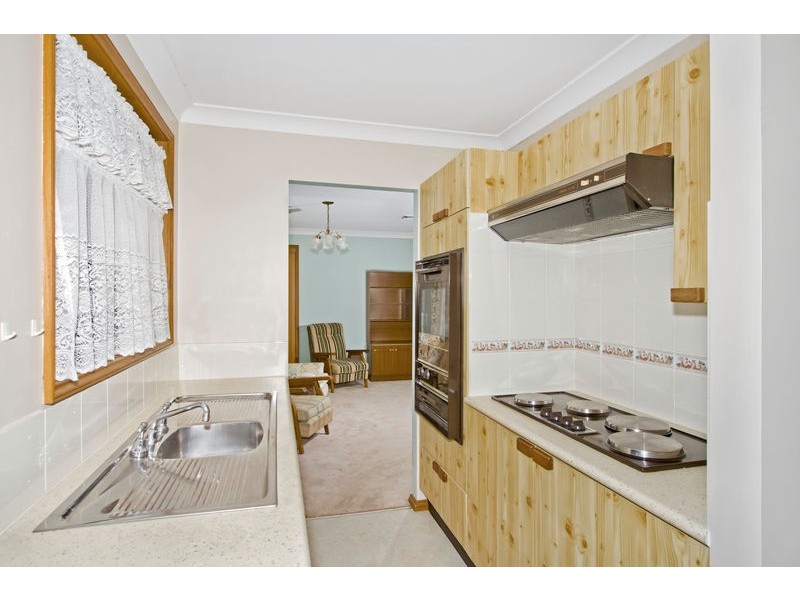 12 Advance Drive, Woodrising NSW 2284