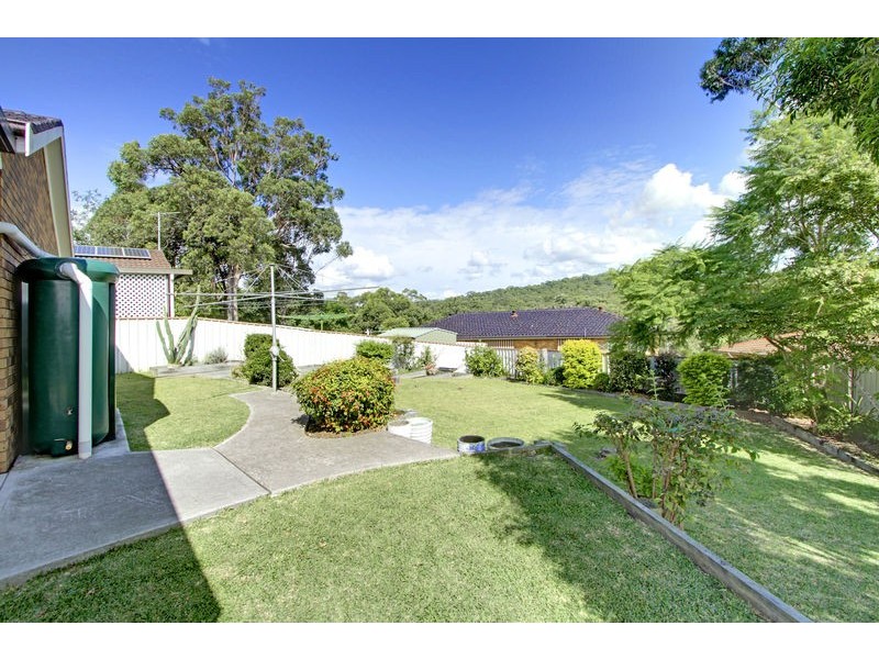 12 Advance Drive, Woodrising NSW 2284