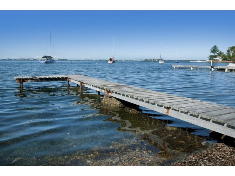 182 Skye Point Road, Coal Point NSW 2283