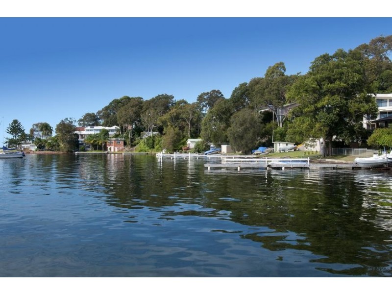 182 Skye Point Road, Coal Point NSW 2283